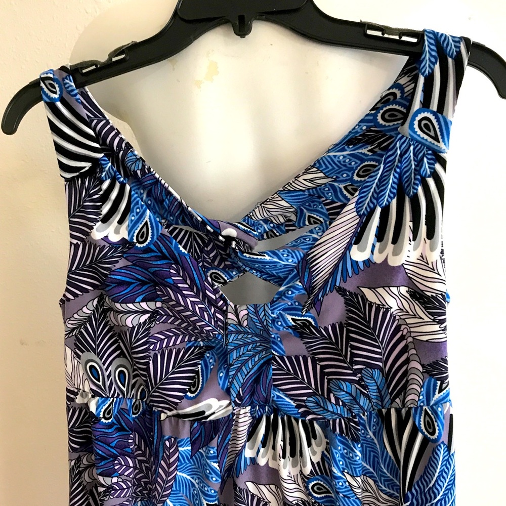 Flattering Dress Fun Back👗 - Picture 2 of 4